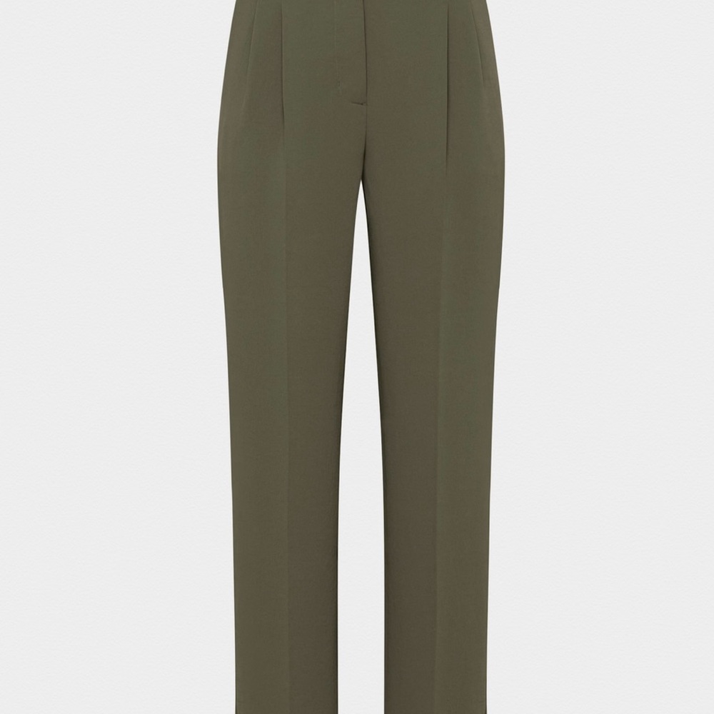 Aritzia Effortless Pants in green